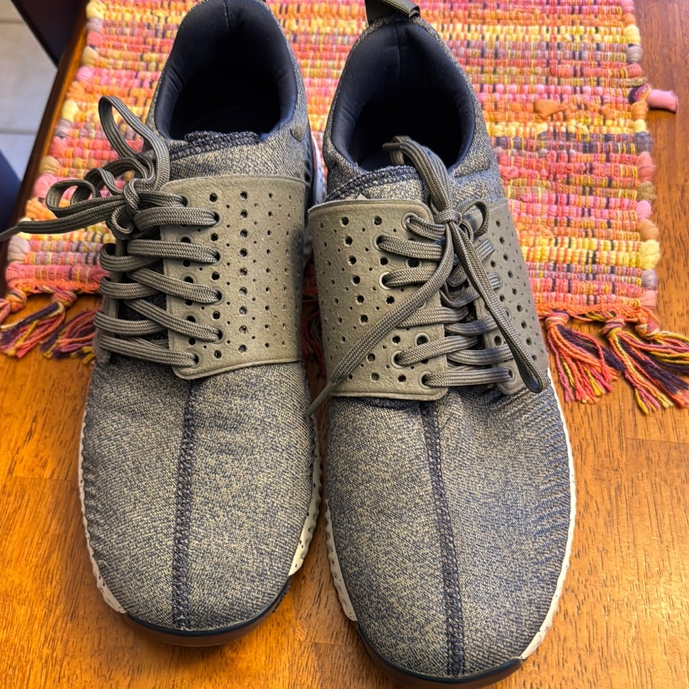 Men's blue/grey Adidas golf shoes